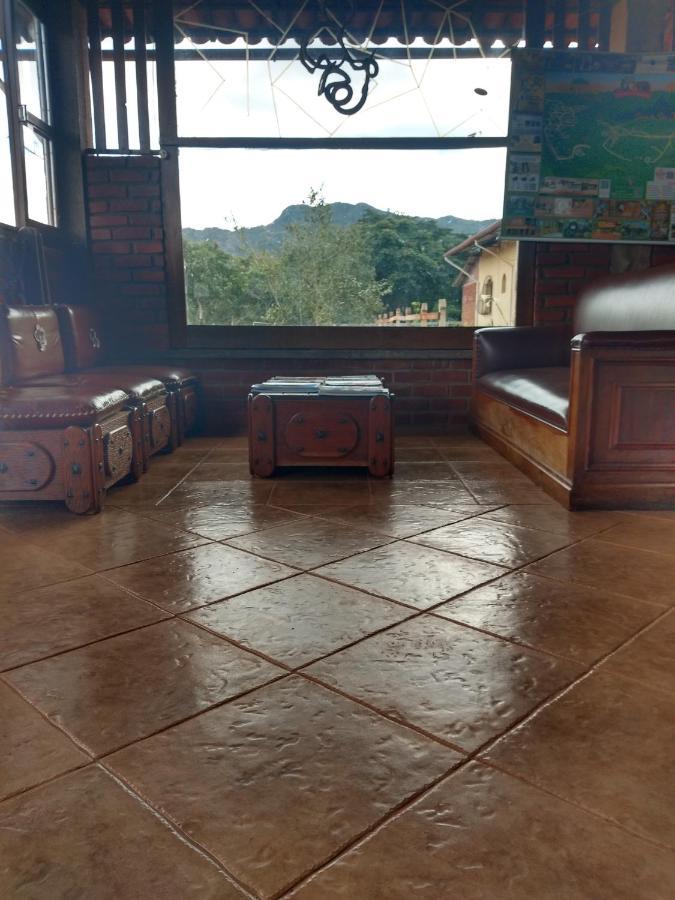 Pousada Vivenda Leticia Prados Ngoại thất bức ảnh